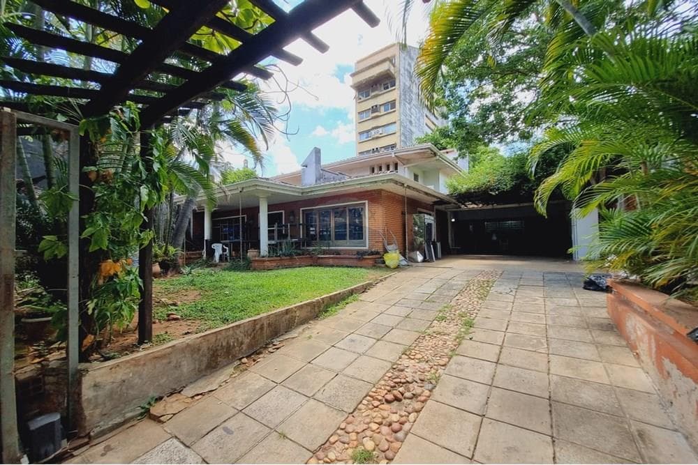 Tu Futura Casa o Terreno de Inversión en Asunción