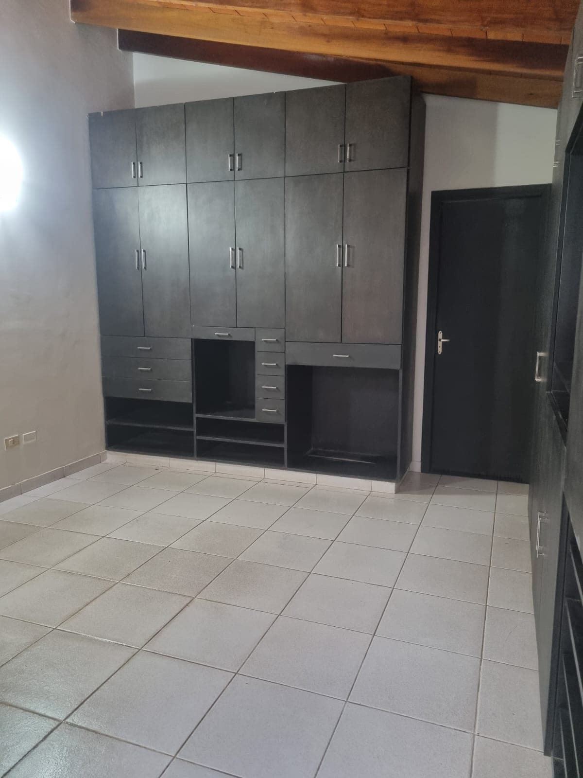 Venta PROPIEDAD 4 habitaciones en suite!!!!! CON TODAS LAS COMODIDADES – 3