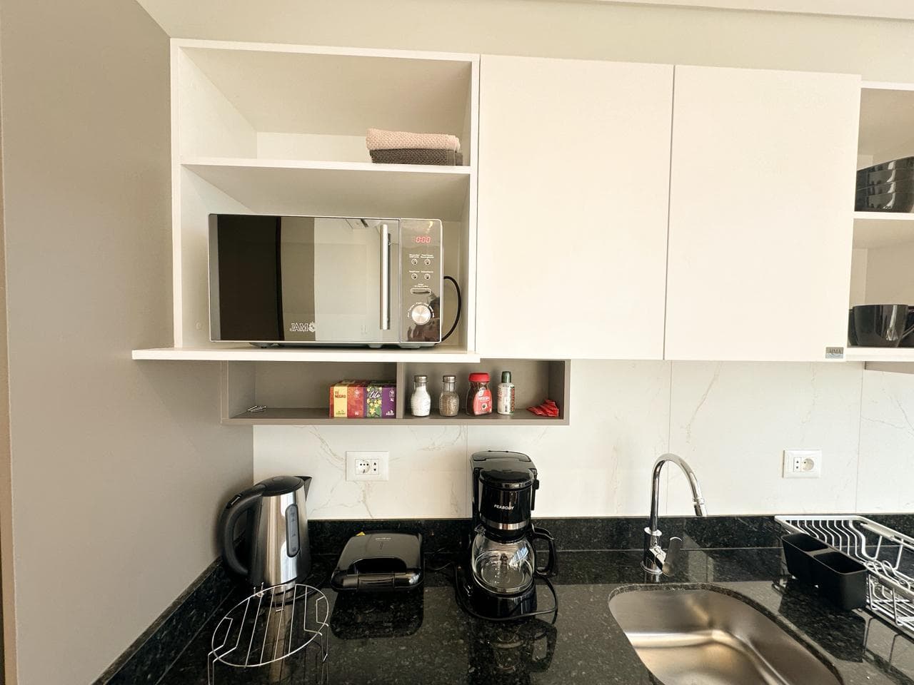ALQUILO DEPARTAMENTO AMOBLADO 1 DORMITORIO PETRA TOWER – 3