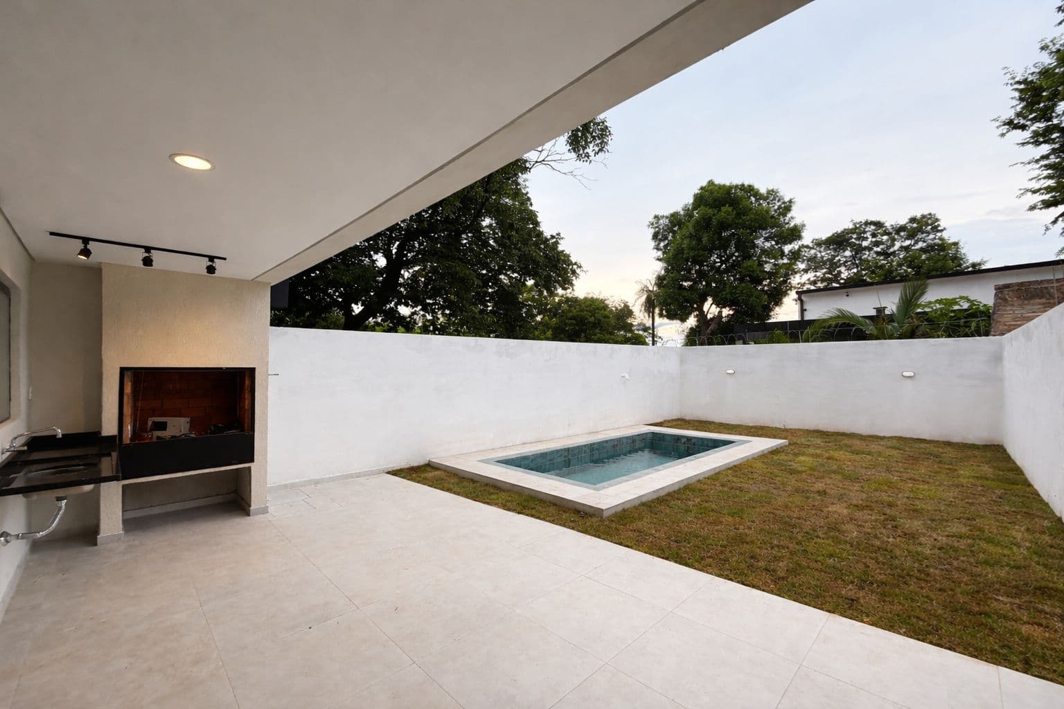 Vendo duplex Lambare zona Yacht – 3