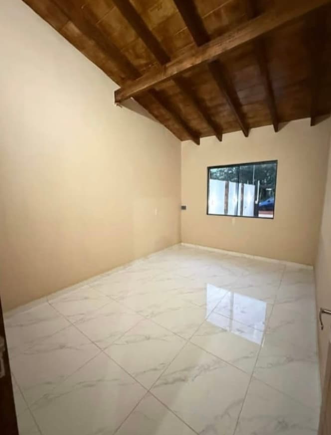 Venta Chalet en Ñemby- Zona Centro. – 2