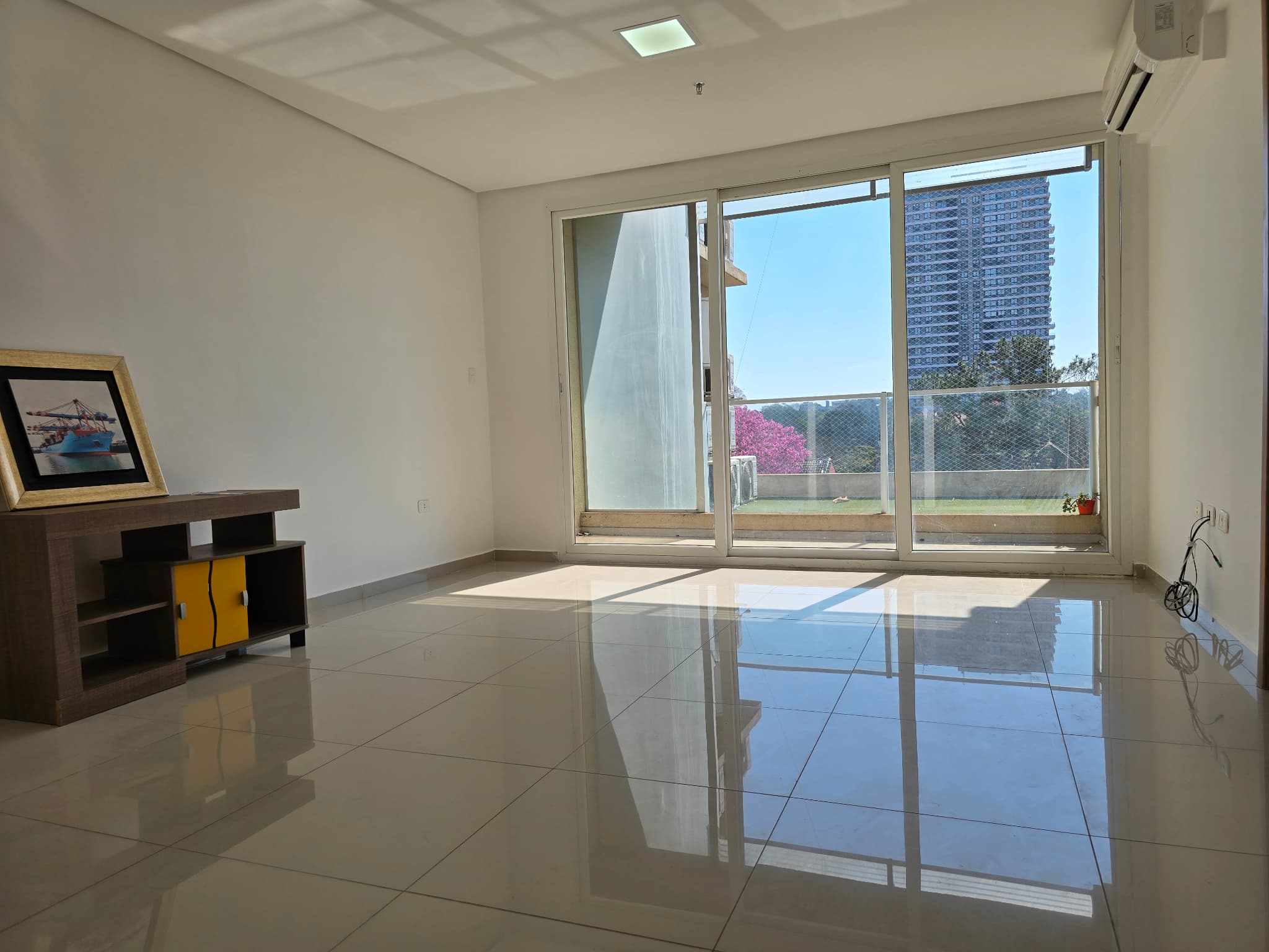 DEPTO + COCHERA - A PRECIO DE OFERTA - SOBRE SANTISIMA TRINIDAD – 3