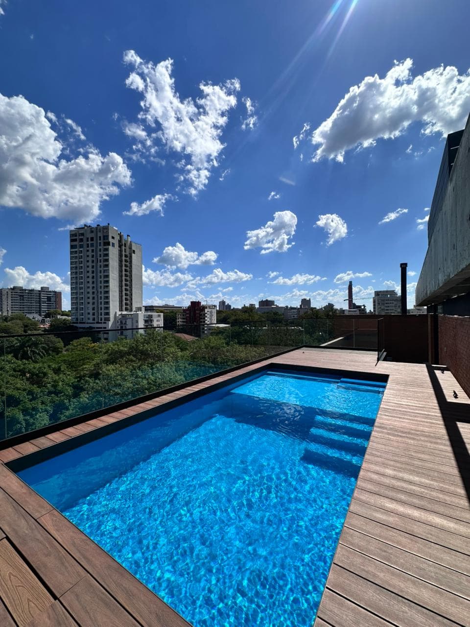 EN ALQUILER PENTHOUSE DE LUJO EN BARRIO MARISCAL LOPEZ