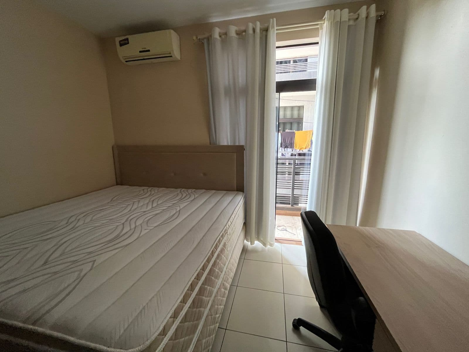 DEPARTAMENTO AMOBLADO EN EL MICROCENTRO DE ENCARNACIÓN – 2