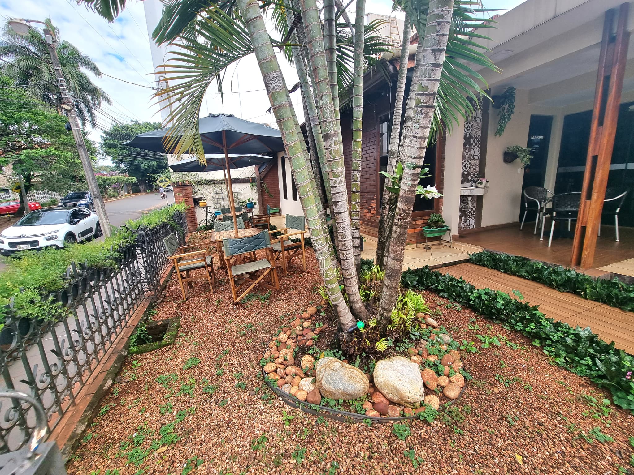 ALQUILO RESIDENCIA PARA USO COMERCIAL O RESIDENCIAL EN VILLA BANCARIA!! – 3