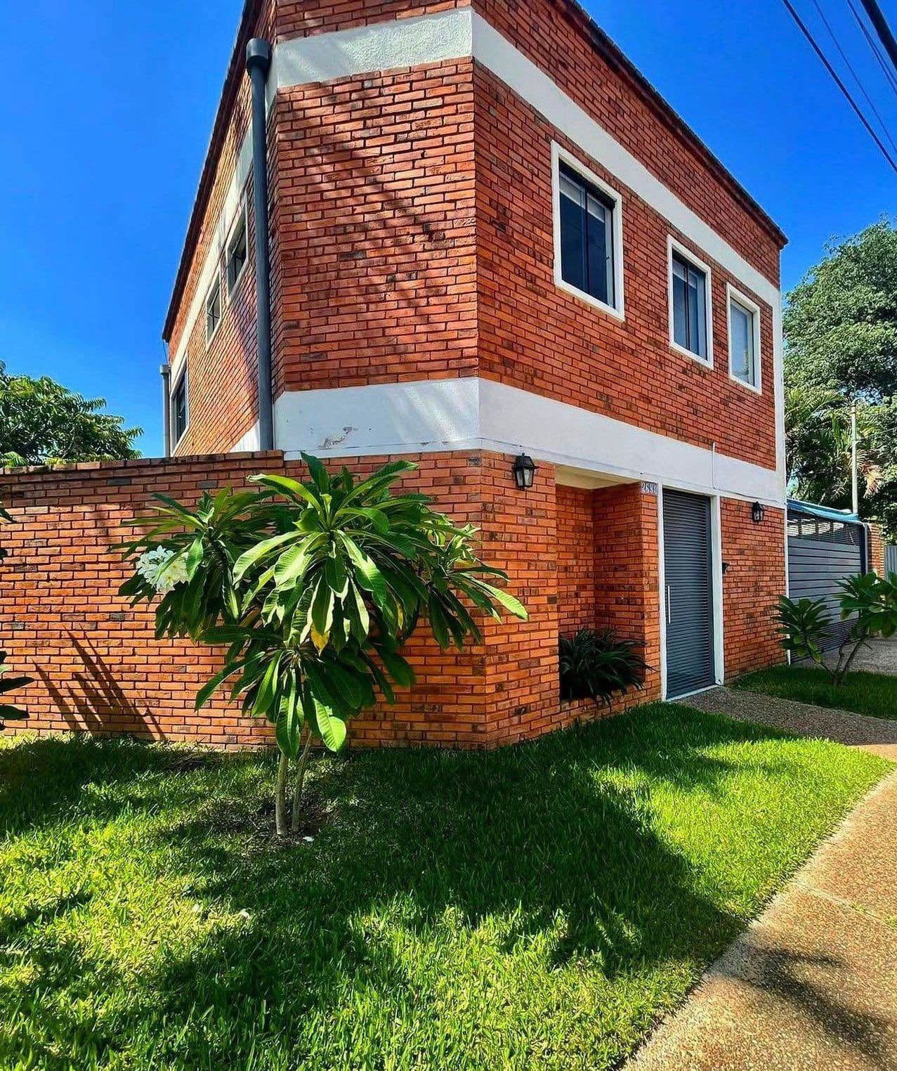 Vendo duplex en esquina en Ycua Sati – 3