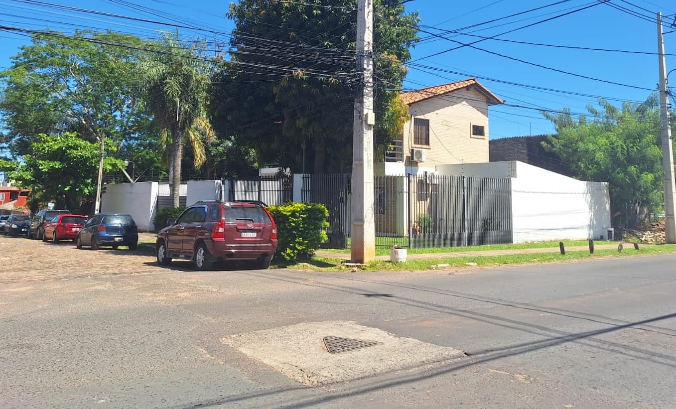 Esquina Exclusiva A 1 Cuadra De Avda. Santa Teresa – 2