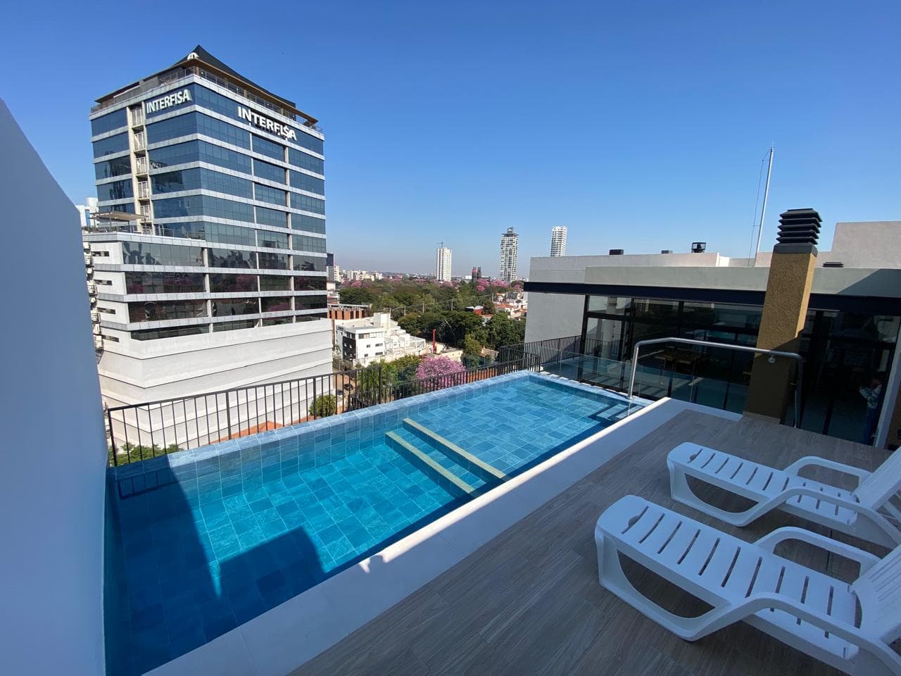 VENDO DEPARTAMENTO DE 2 DORMITORIOS ZONA SHOPPING DEL SOL – 2