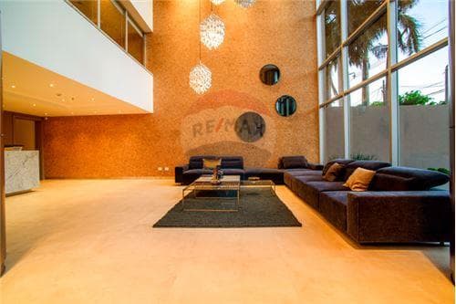 ALQUILO HERMOSO DEPARTAMENTO AMOBLADO CON COCHERA! – 2