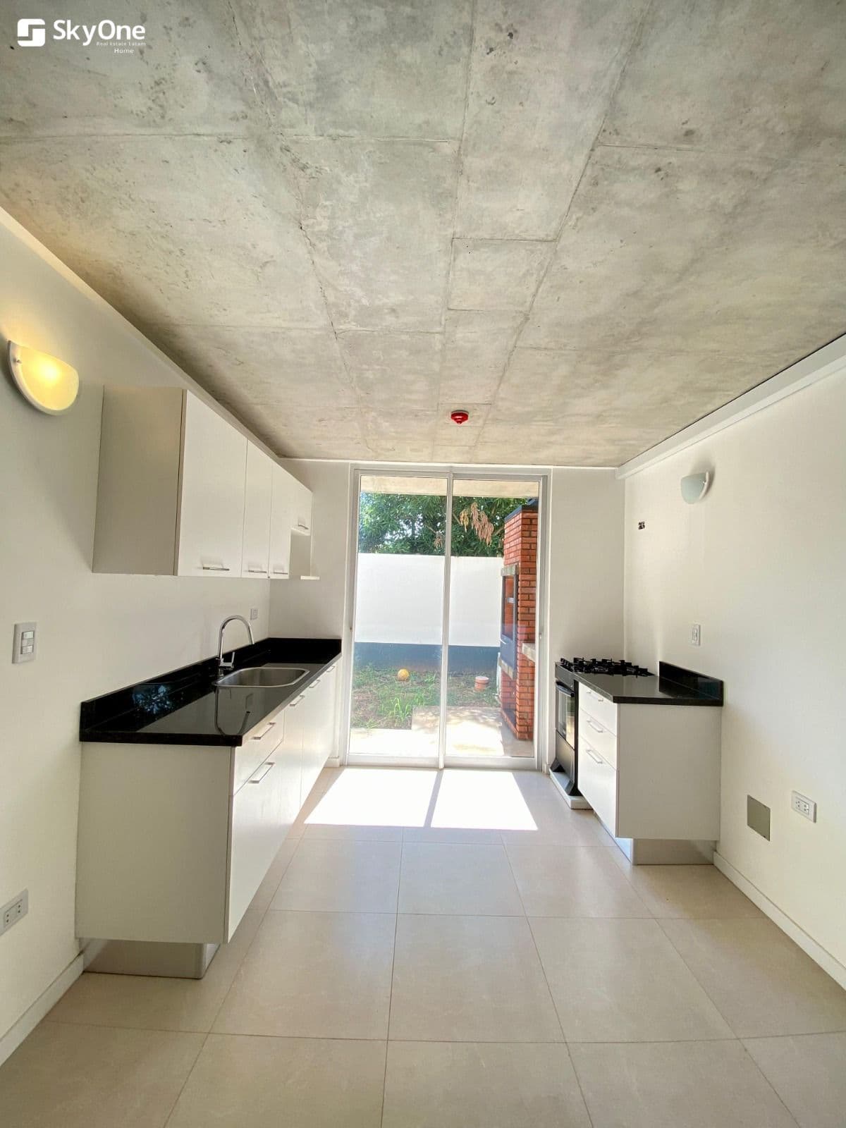 Casa en alquiler- Barrio cerrado ALTAVIDA LUQUE- Loma Merlo – 2