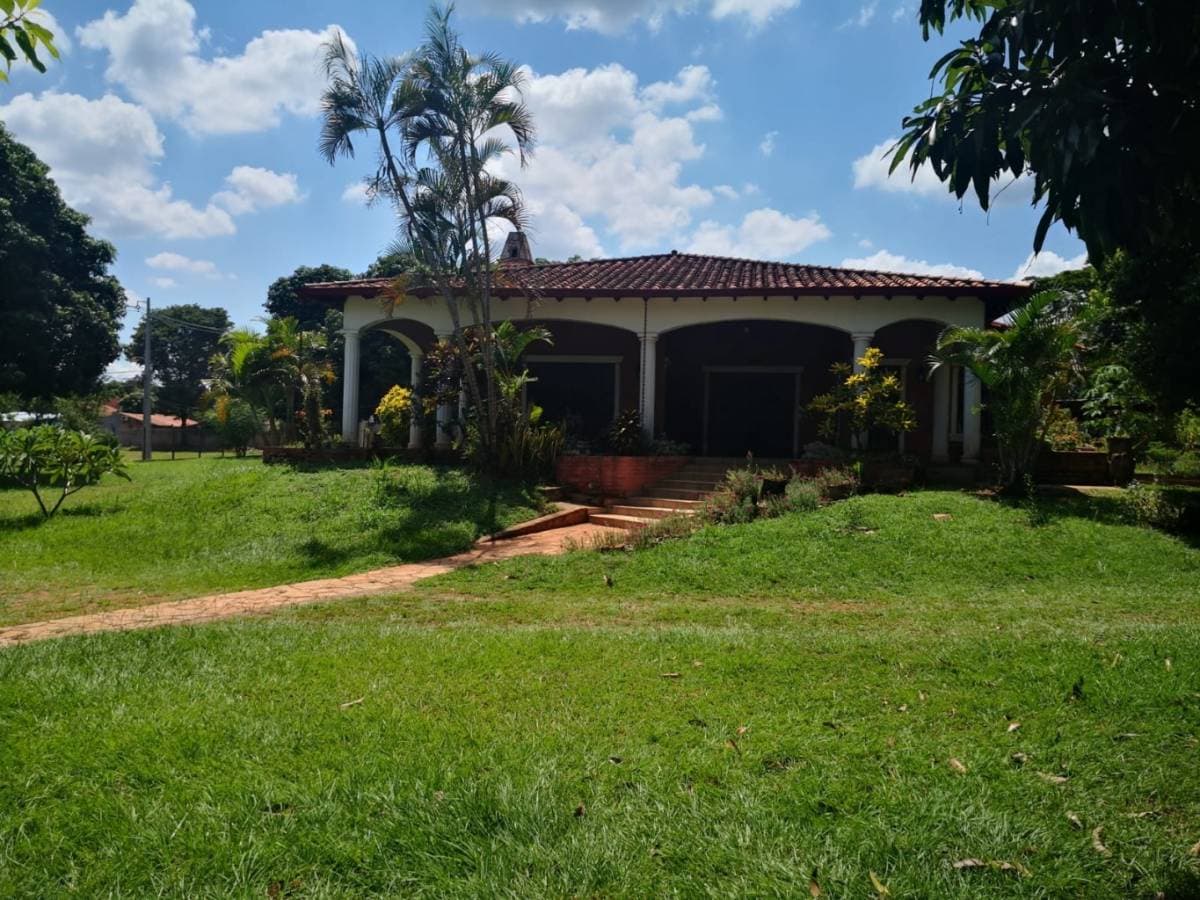 ALQUILO CASA EN CAPIATA – 3