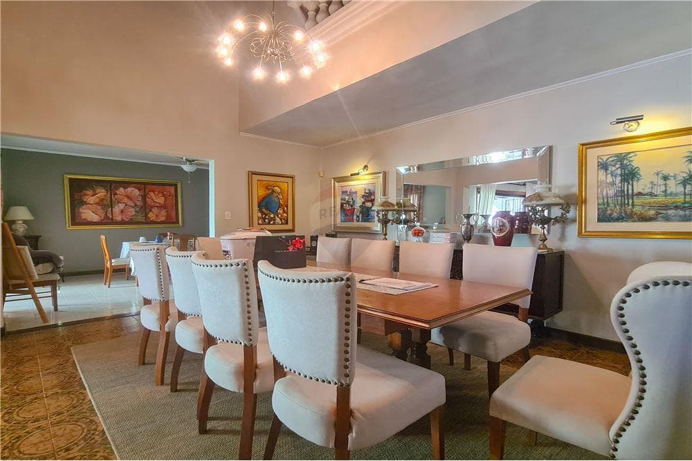 Hermosa casa en SAN CRISTOBAL con pileta
