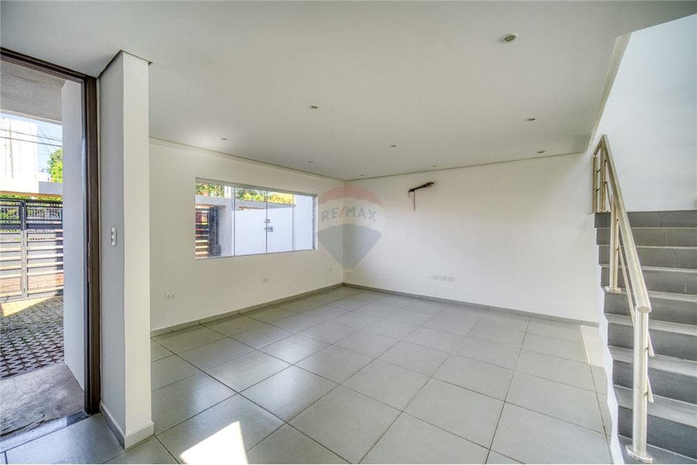 Duplex en Villa Elisa zona Sol de America – 2