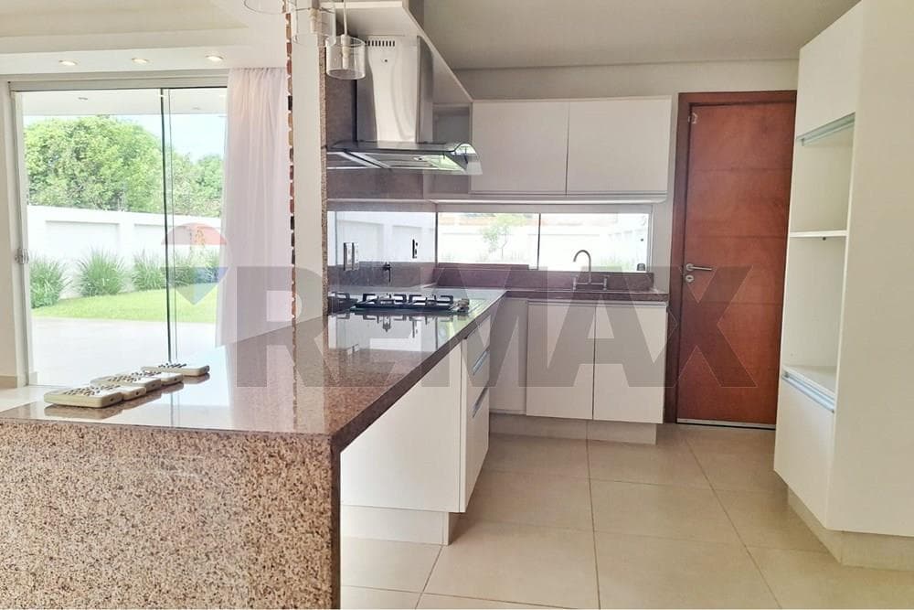 VENDO CASA EN LAMBARE - VILLA CERRO CORÁ – 2
