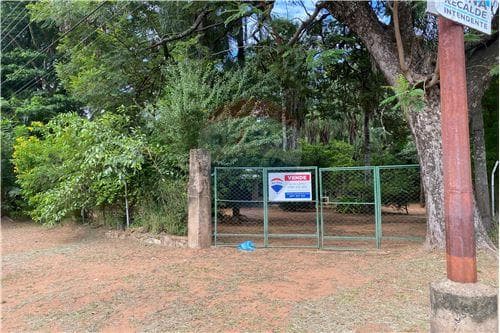 VENDO AMPLIO TERRENO EN VILLA ELISA DE 6.300 M2