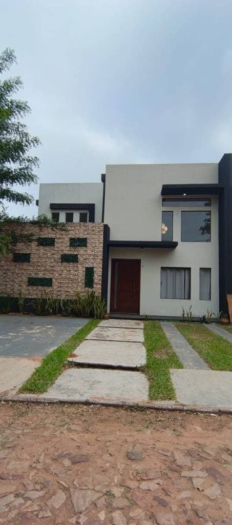 Vendo Casa en Country Montesol