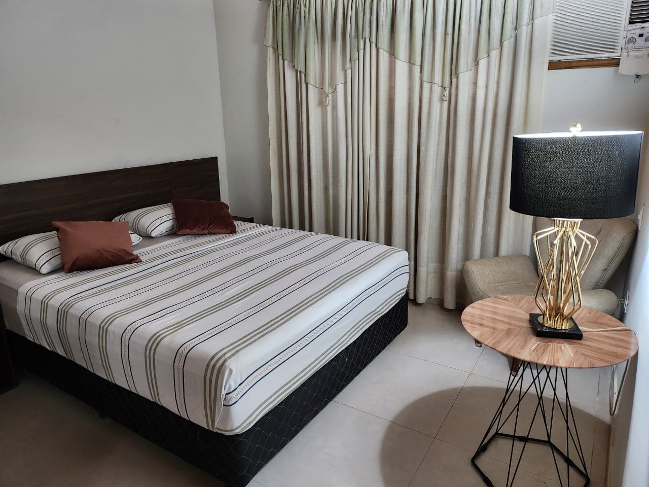 Se Vende Amoblada Residencia Premium A Minutos Del Aeropuerto Silvio Pettirossi – 3