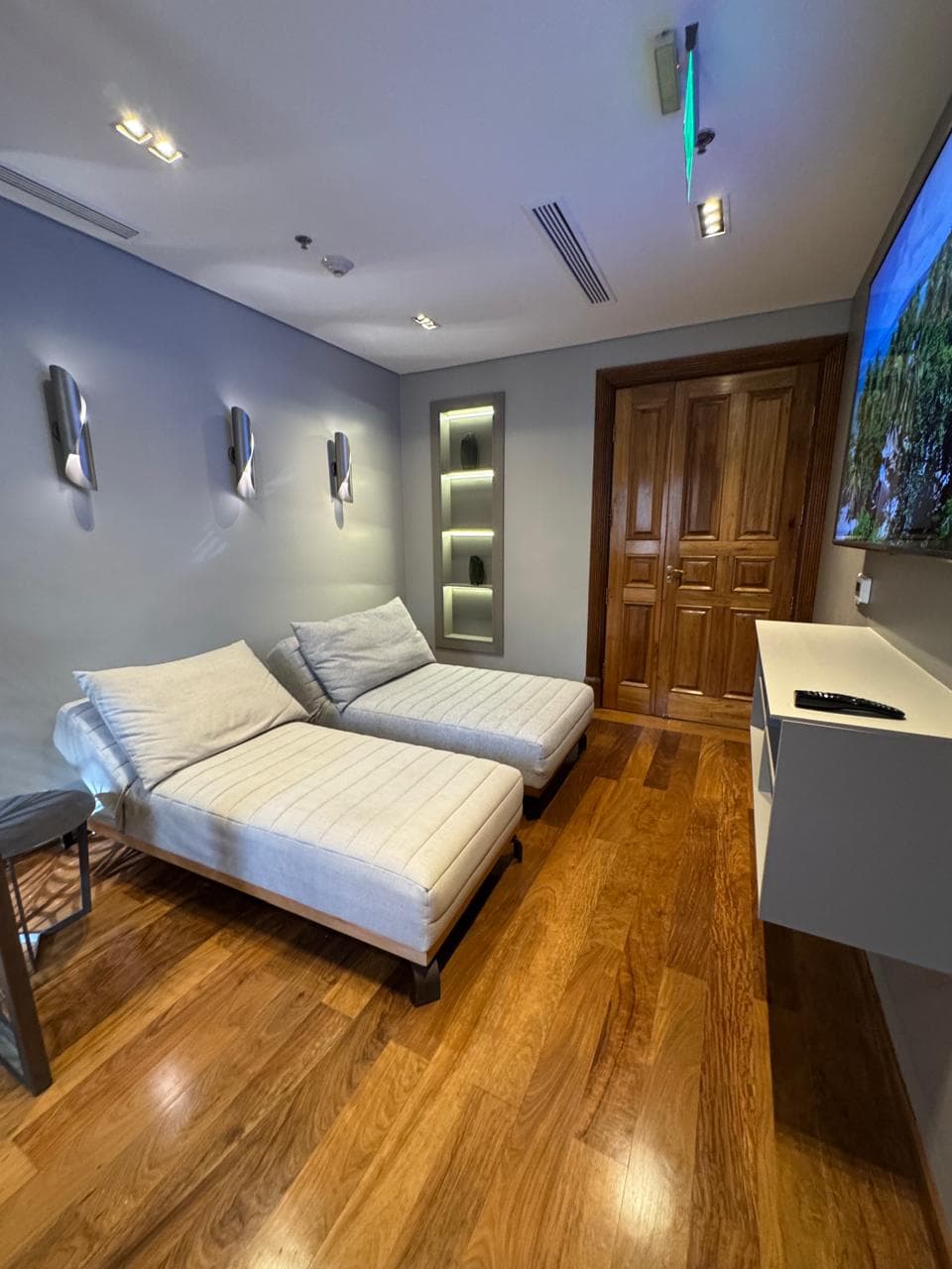 SANTISIMA TRINIDAD EN VENTA DEPARTAMENTO DE 4 DORMITORIOS 441 m2 CON 2 COCHERAS – 2
