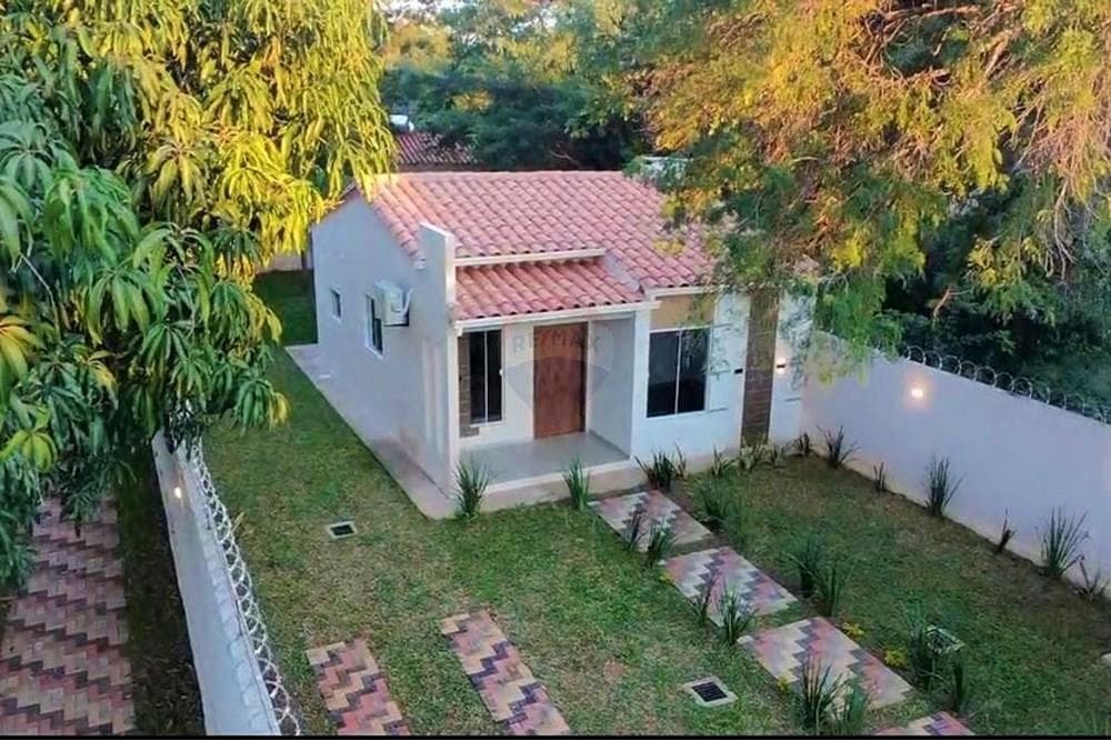 VENDO MODERNA CASA EN MRA – 3