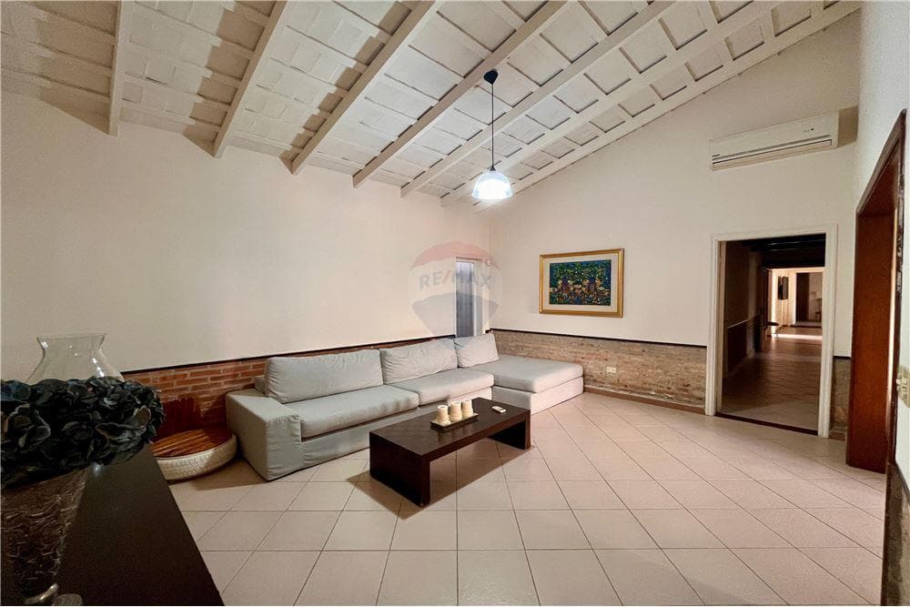 alquiloo Casa u Oficina en Ykua Sati z/Hotel Portal del Sol – 2