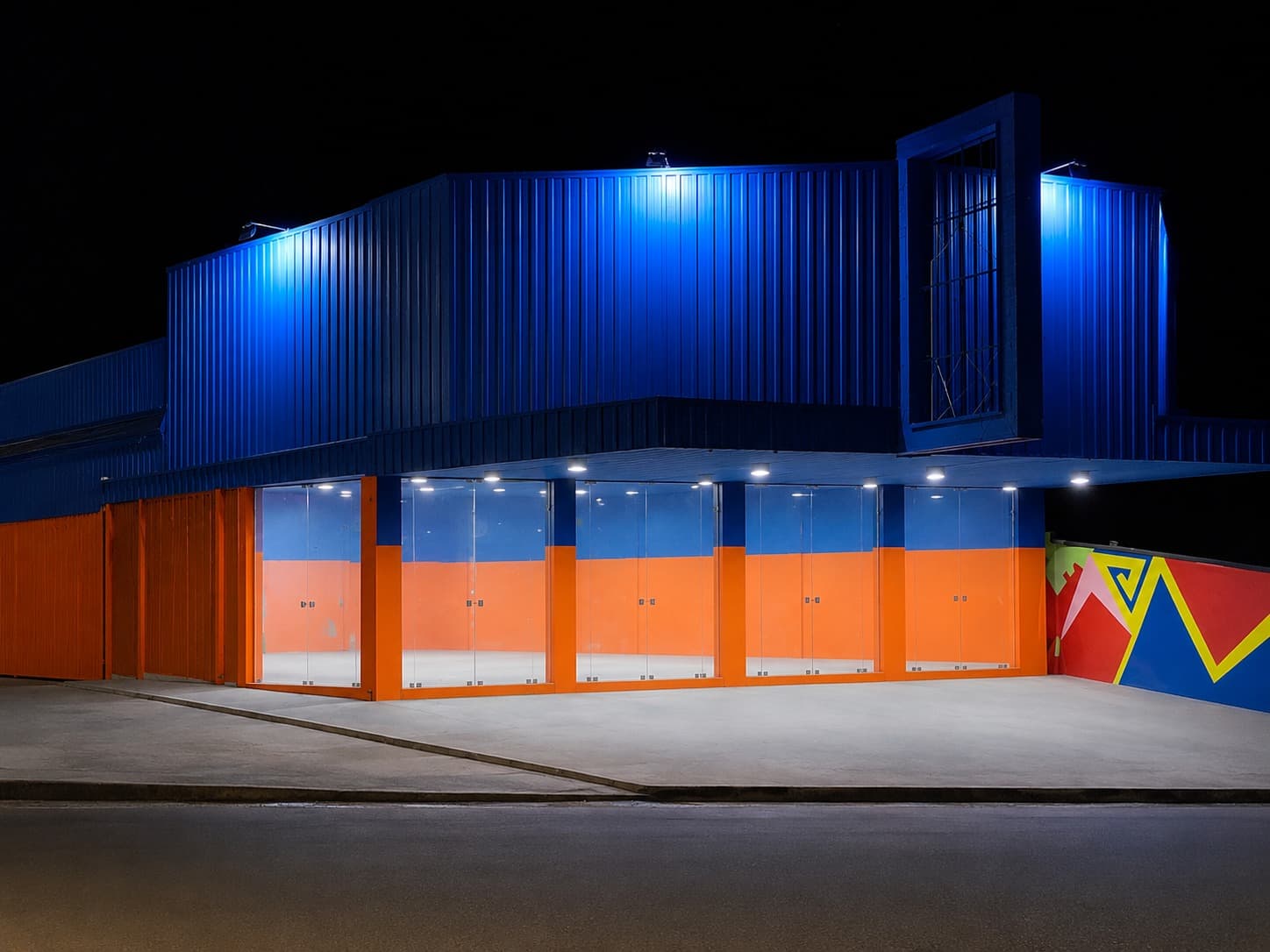OPORTUNIDAD DE ALQUILER COMERCIAL EN UBICACIÓN ESTRATÉGICA – 2