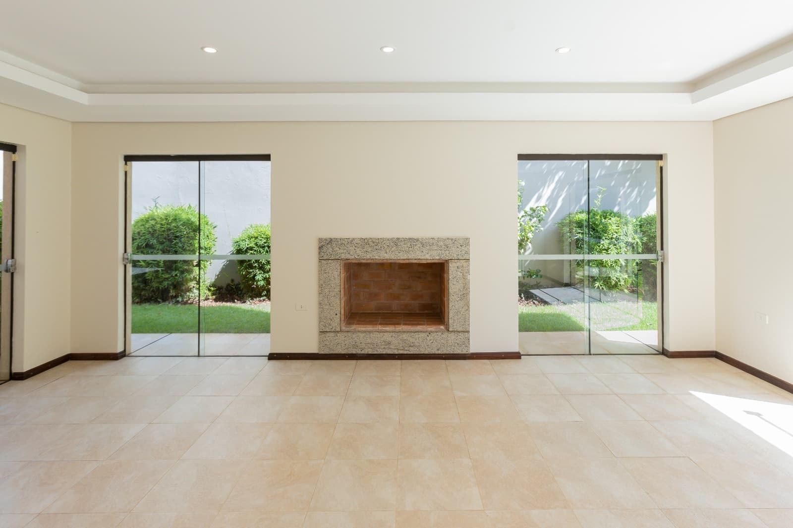 Alquilo Amplia Casa En Condominio De 4 Habit En Suite – 2
