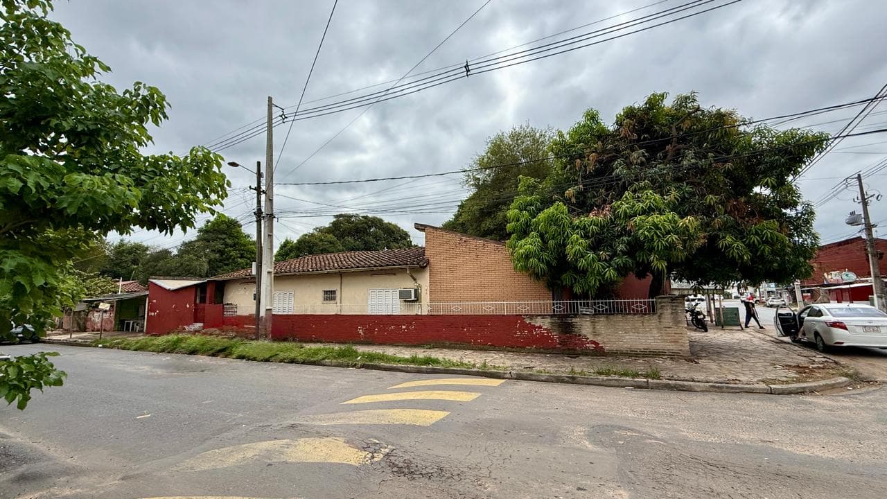 TERRENO EN ESQUINA EN LOMA PYTA – 3