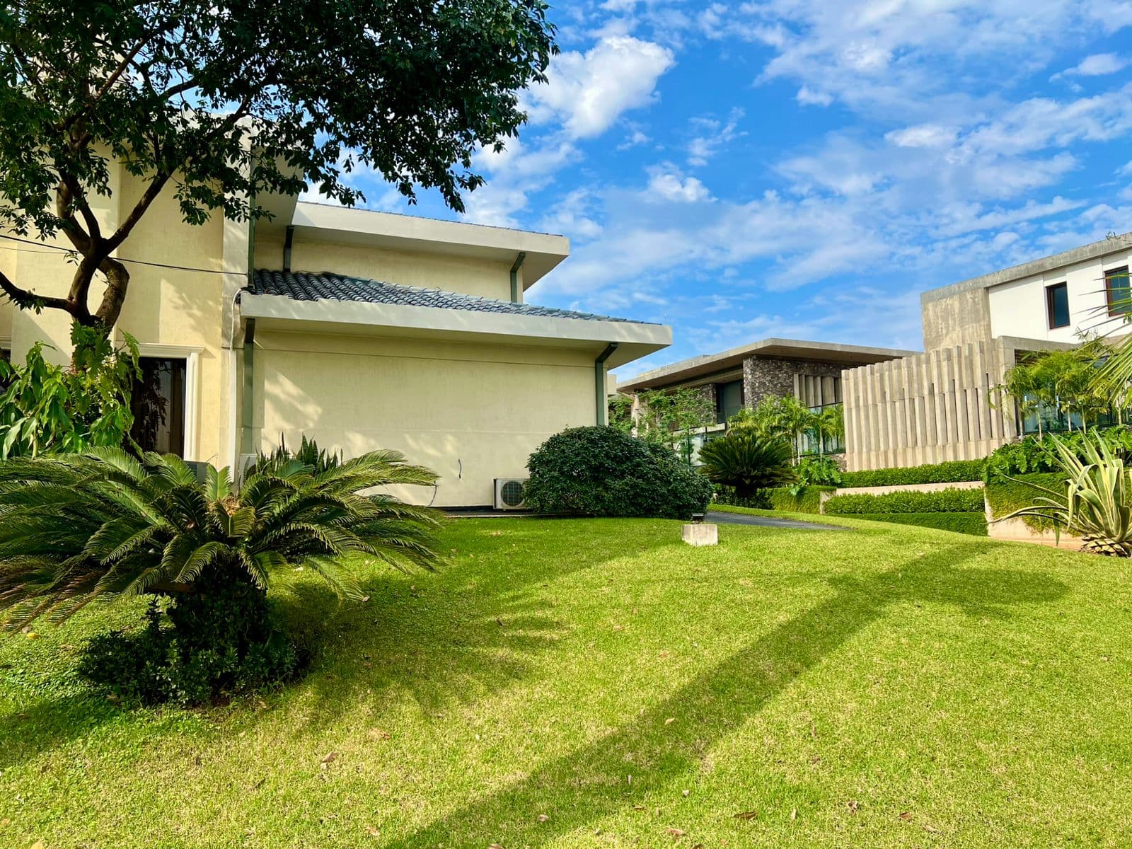 Alquilo residencia AMOBLADA – 2