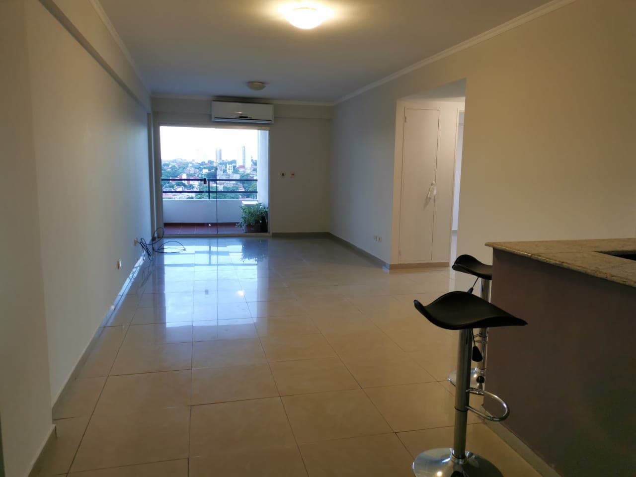 Alquilo Depto. De 2 Habitaciones Zona Plaza Italia
