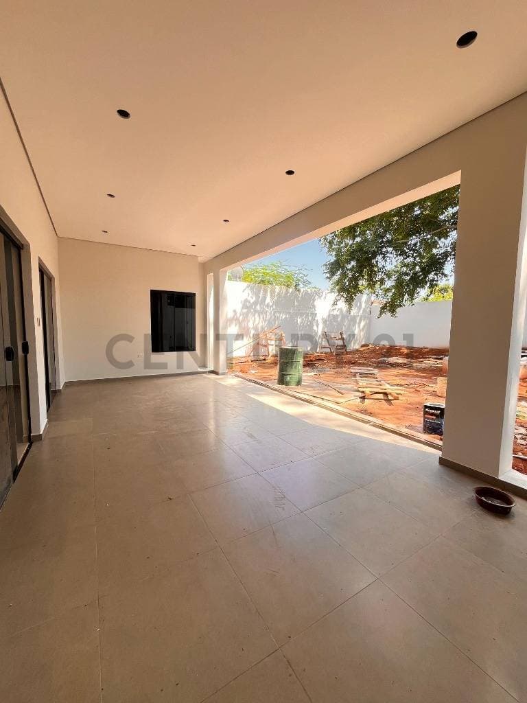 EN VENTA VIVIENDA ESTILO TOSCANO EN SAN LORENZO – 3