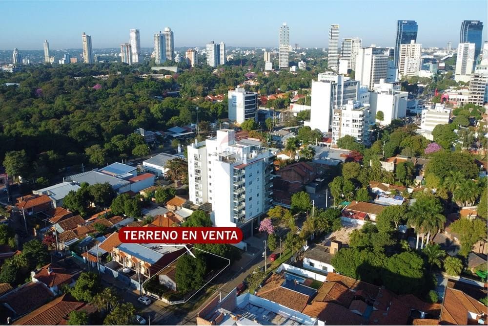 VENDO TERRENO BARRIO MADAME LYNCH – 3
