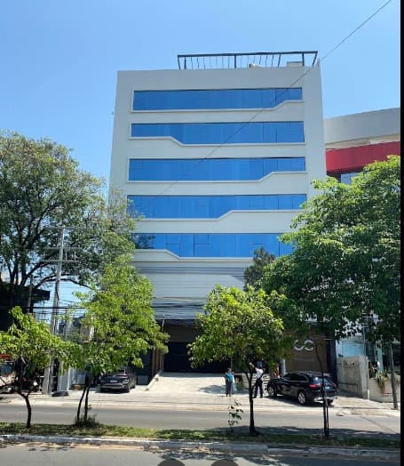 # OFICINA EN VENTA O ALQUILER EN EL EJE CORPORATIVO DE ASUNCIÓN – 2