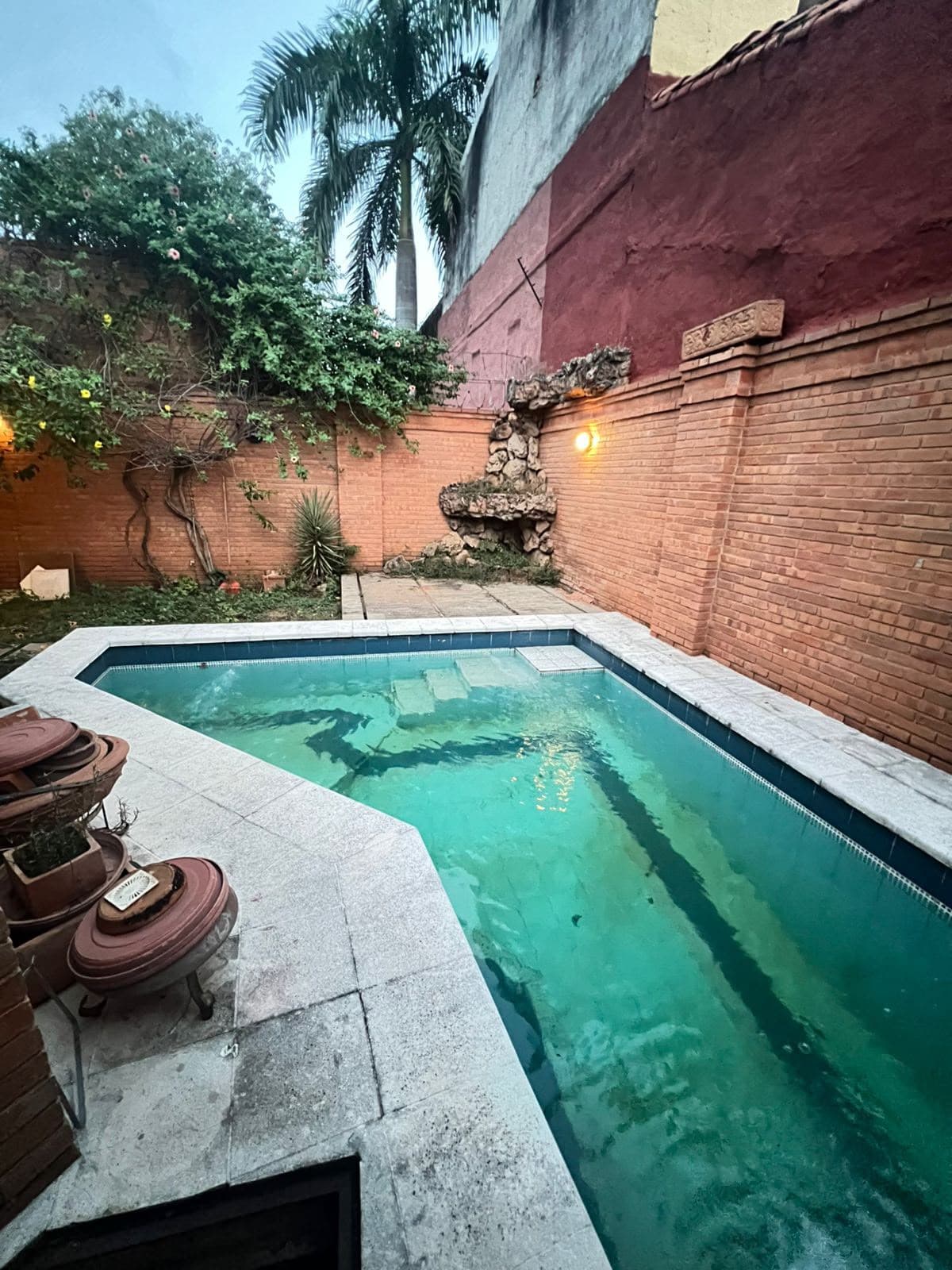 ALQUILER DE DÚPLEX CON QUINCHO Y PISCINA EN BARRIO SEMINARIO – 2