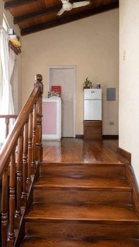 EN VENTA CASA en Barrio Sajonia, ASUNCION – 2