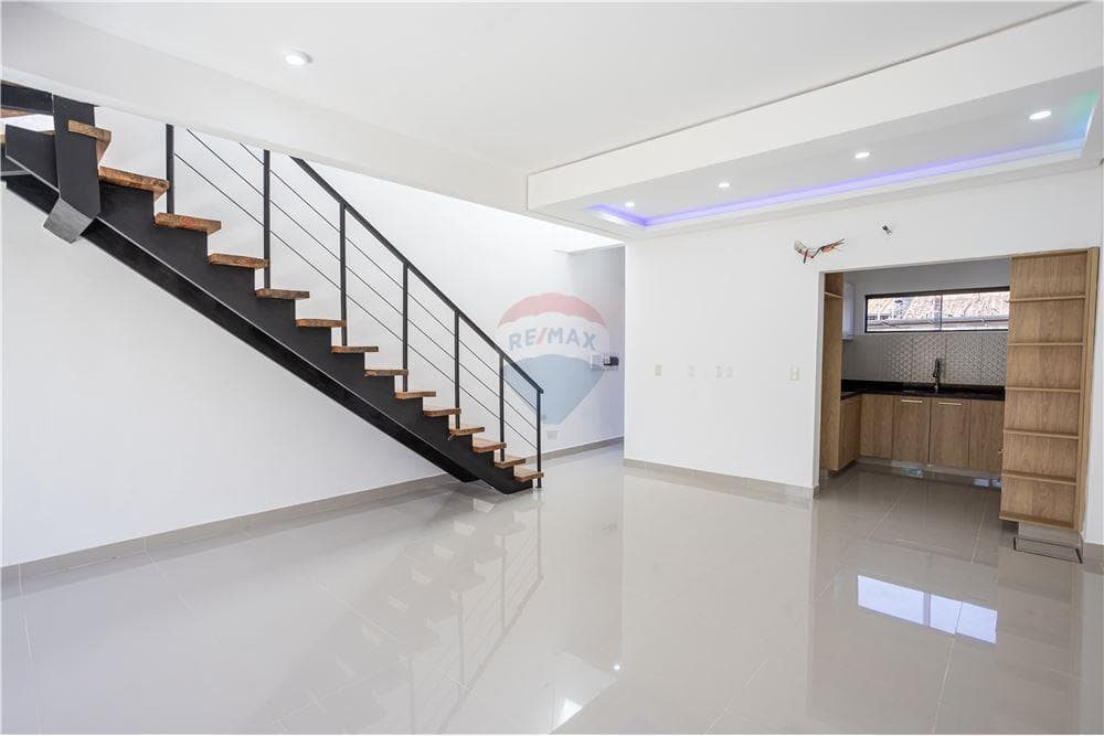 VENDO DUPLEX A ESTRENAR EN LUQUE PALMA LOMA – 2