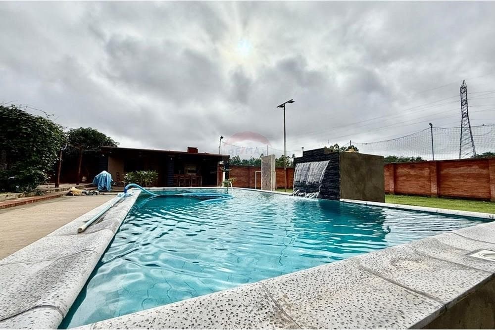 VENDO CASA QUINTA EN ITÁ A PASOS DE ACCESO SUR