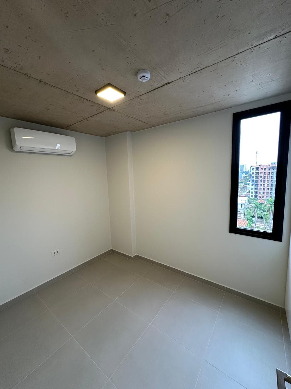 ALQUILO DEPARTAMENTO DE 2 HABITACIONES EN LUQUE – 2
