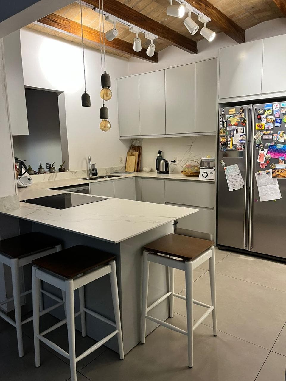 Vendo Duplex De Cuatro Dormitorios En Barrio Villa Aurelia – 2