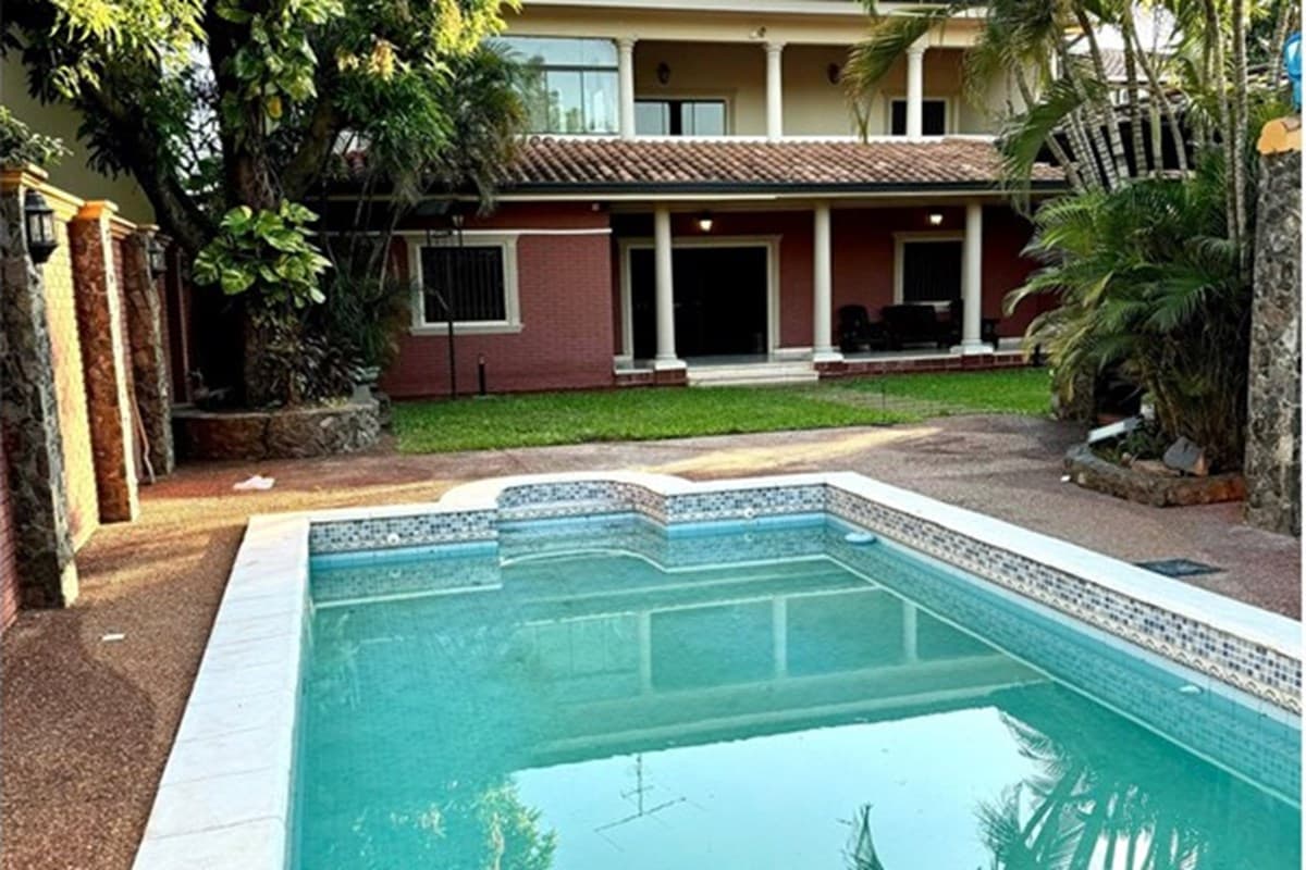 Residencia-Alquiler-Juliana Insfran, Mburicaó, Asunción