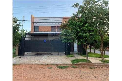 Duplex en Luque