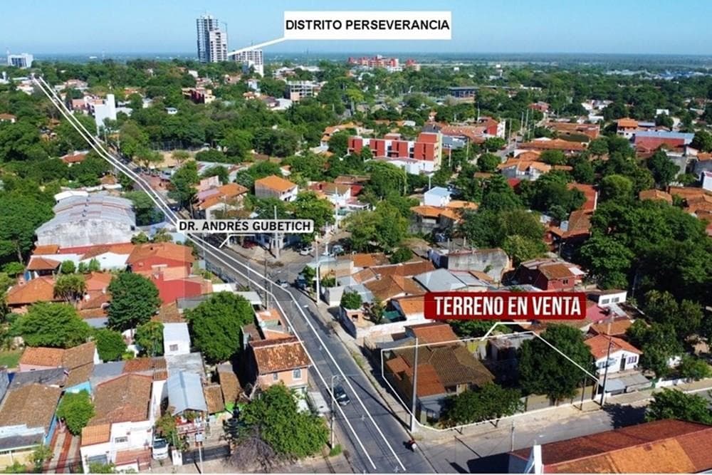 EN VENTA CASA ZONA IPS – 2