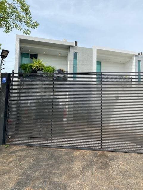 Vendo Hermoso Duplex en Fdo de la Mora - Zona Norte - ID 46828