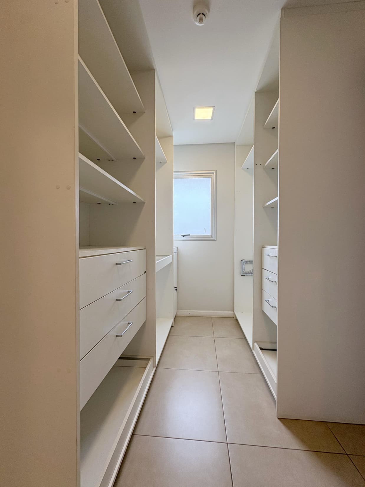 Alquilo Departamento De 3 Dormitorios En Villa Morra Edificio Rio Lindo – 3
