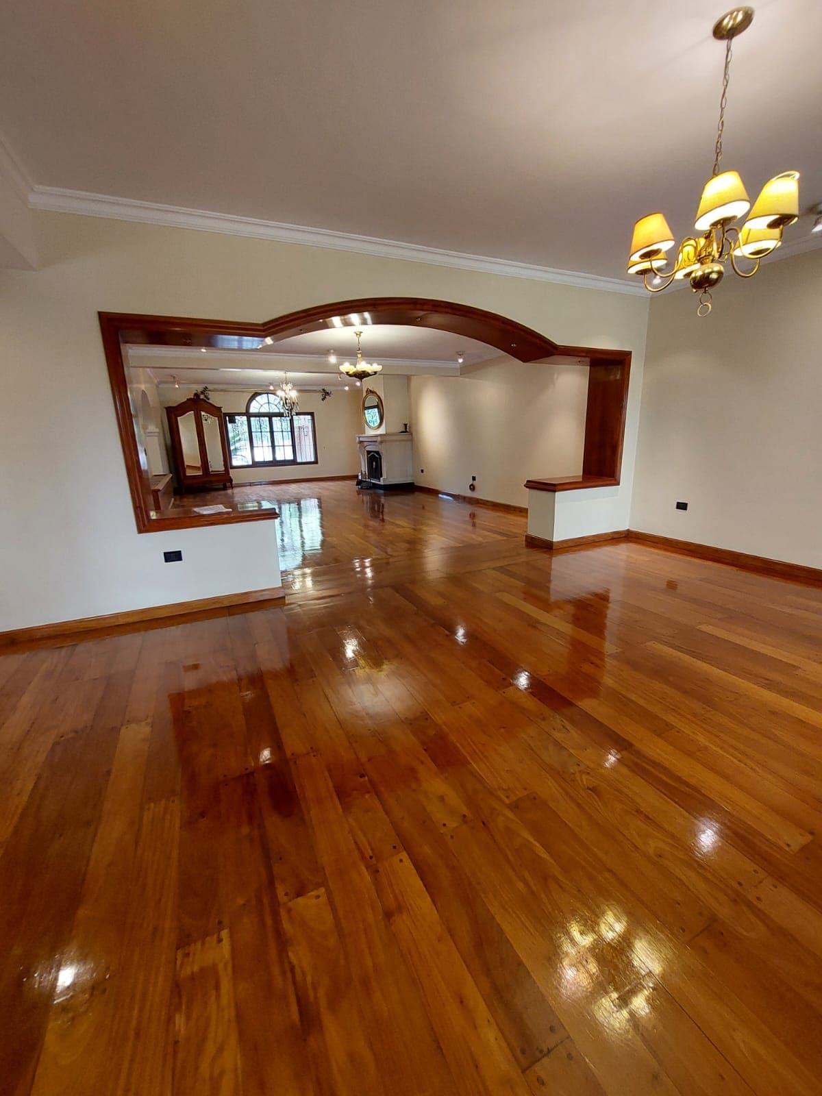 ¡ESPECTACULAR CASA EN ALQUILER VILLA MORRA! – 3