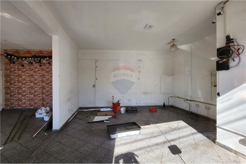 ALQUILO LOCAL COMERCIAL EN LUQUE!! – 2