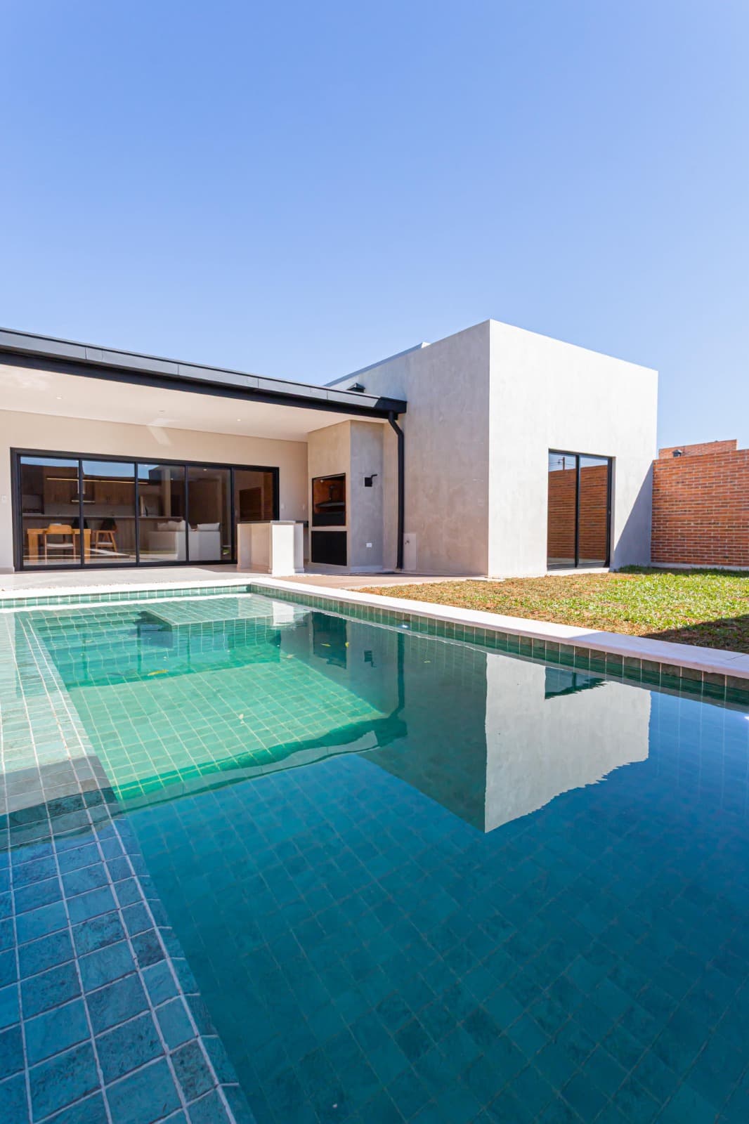 EN VENTA. HERMOSA RESIDENCIA