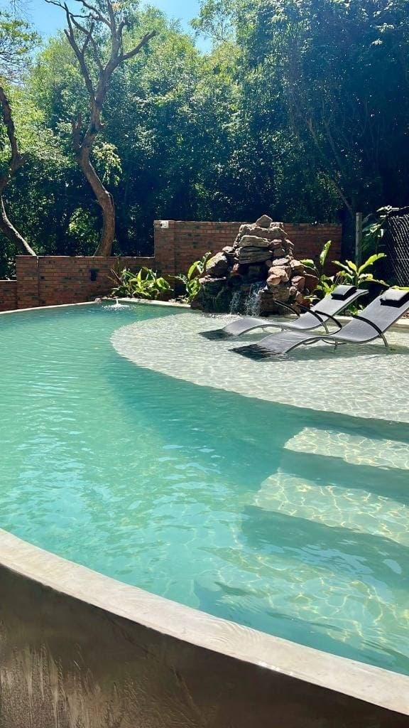 VENDO RESIDENCIA EN SAN BERNARDINO CON EXCELENTE UBICACION – 2