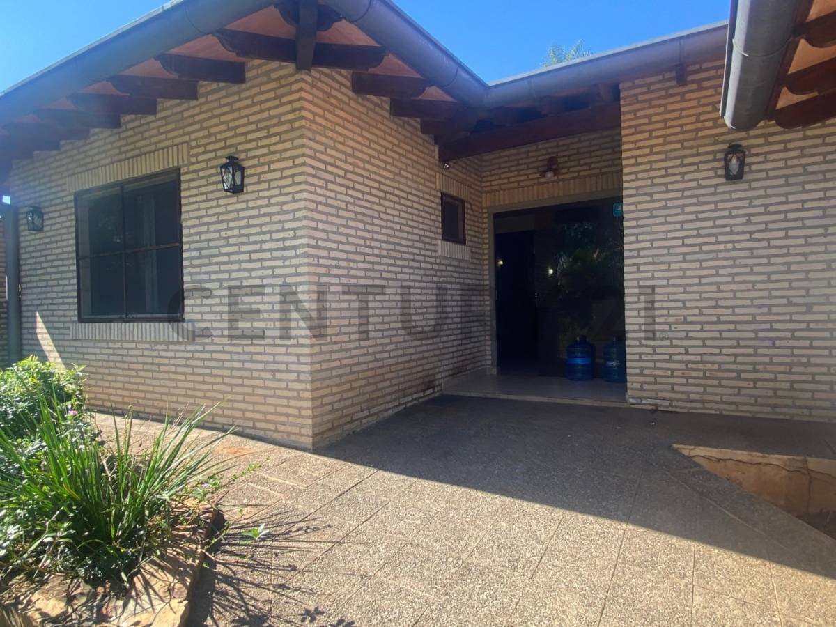 Casa en Venta Zona : Isla Zarate Luque – 3