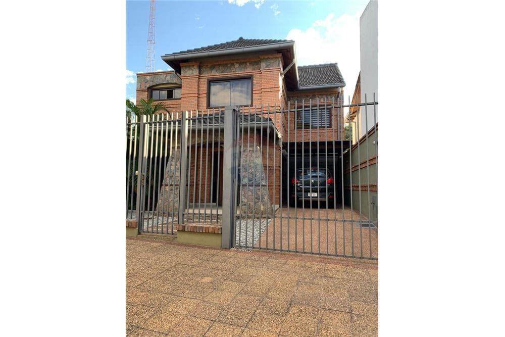 VENDO HERMOSA RESIDENCIA