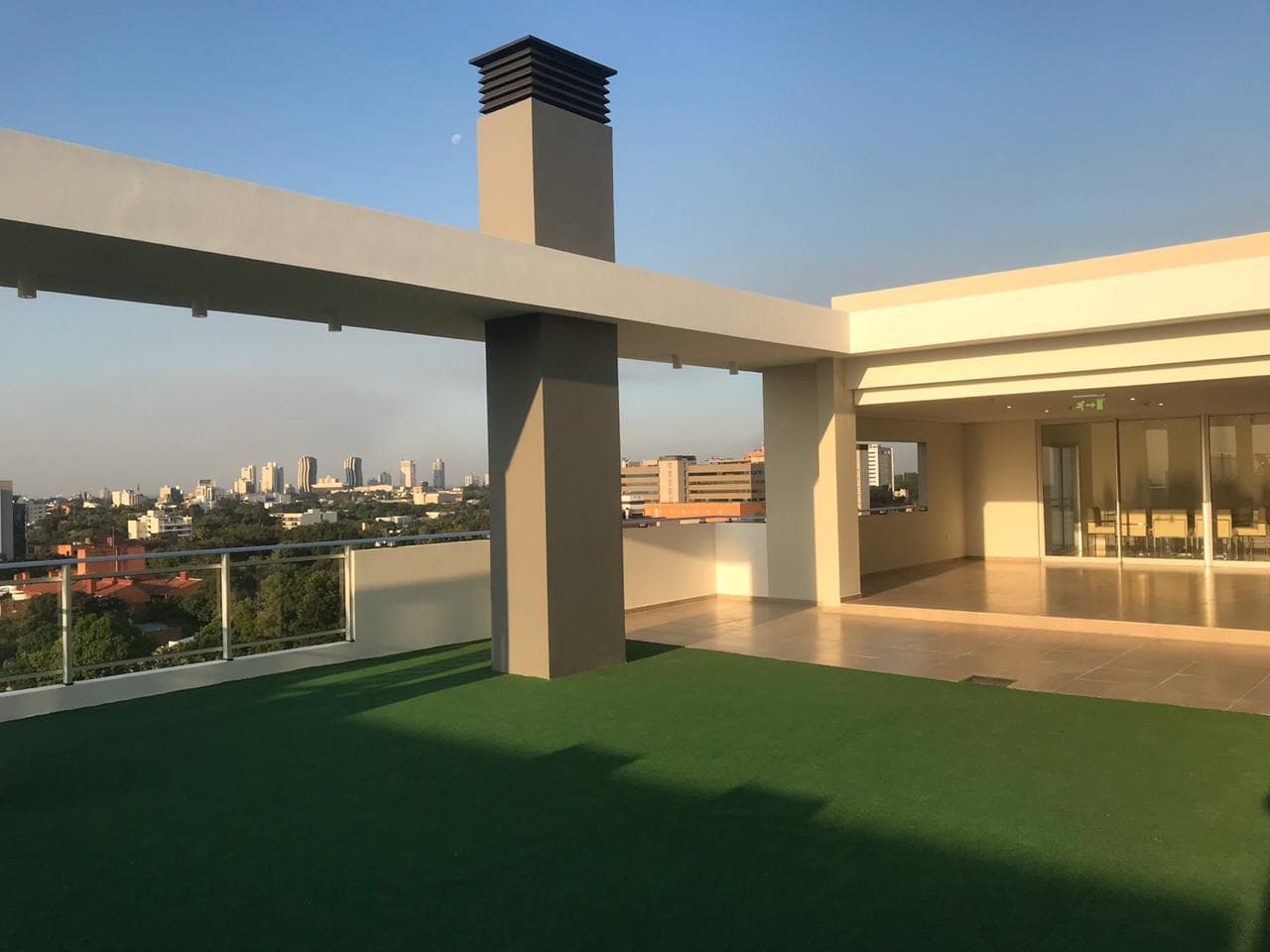 Amplio dpto de 3 habitaciones en villa Morra – 2